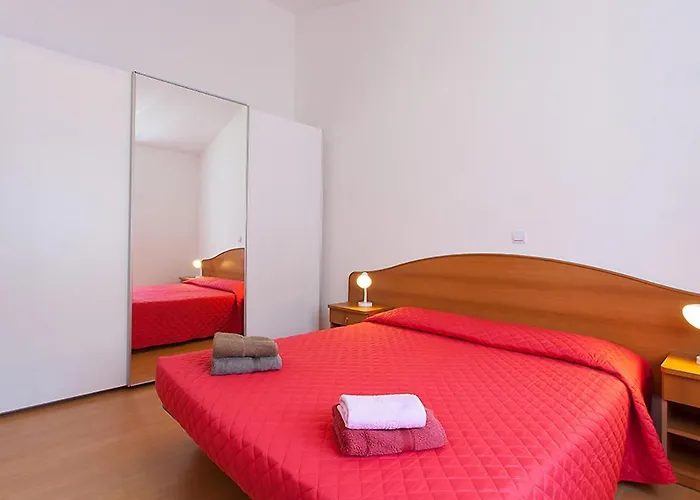 In With Balcony, Air Conditioning, Wifi, Washing Machine 4928-10 Apartmán