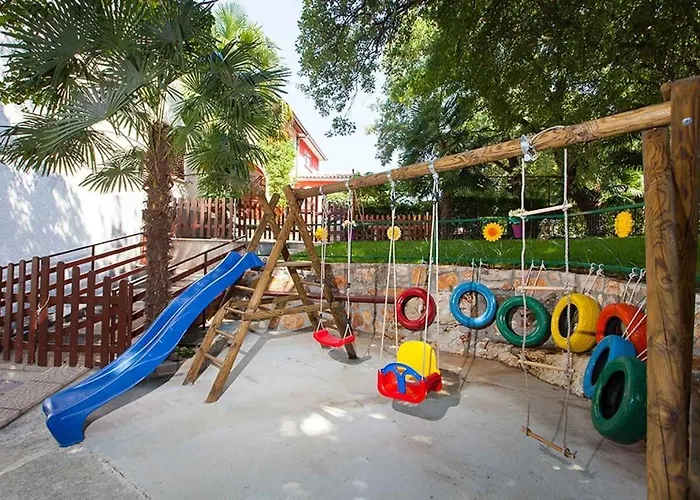 In With Balcony, Air Conditioning, Wifi, Washing Machine 4928-10