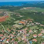 Apartamento In With Balcony, Air Conditioning, Wifi, Washing Machine 4928-10 *