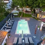 In With Balcony, Air Conditioning, Wifi, Washing Machine 4928-10 Poreč