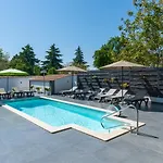 In With Balcony, Air Conditioning, Wifi, Washing Machine 4928-10 *