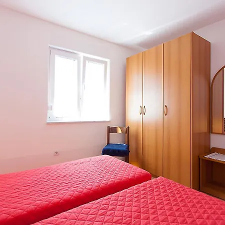 In With Balcony, Air Conditioning, Wifi, Washing Machine 4928-10