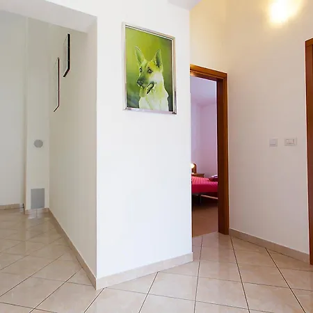 In With Balcony, Air Conditioning, Wifi, Washing Machine 4928-10 Apartment