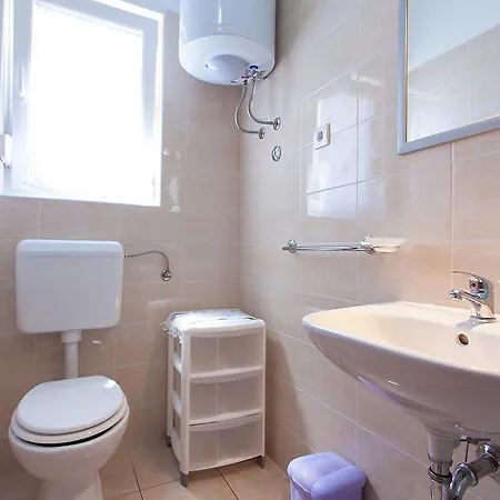 In With Balcony, Air Conditioning, Wifi, Washing Machine 4928-10 *