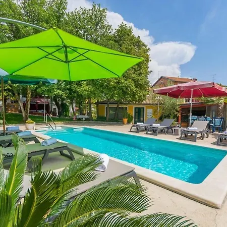 In With Balcony, Air Conditioning, Wifi, Washing Machine 4928-10 *