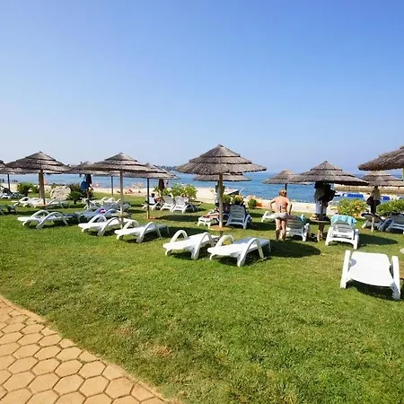 Apartment In With Balcony, Air Conditioning, Wifi, Washing Machine 4928-10 *