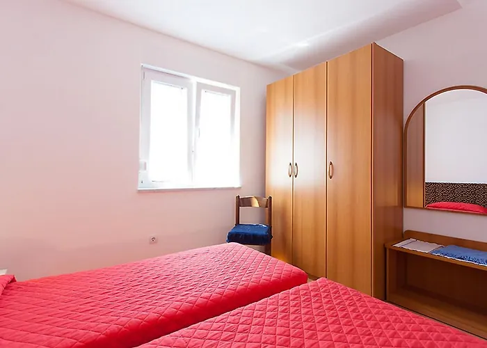 In With Balcony, Air Conditioning, Wifi, Washing Machine 4928-10