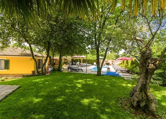 In With Balcony, Air Conditioning, Wifi, Washing Machine 4928-10 Poreč