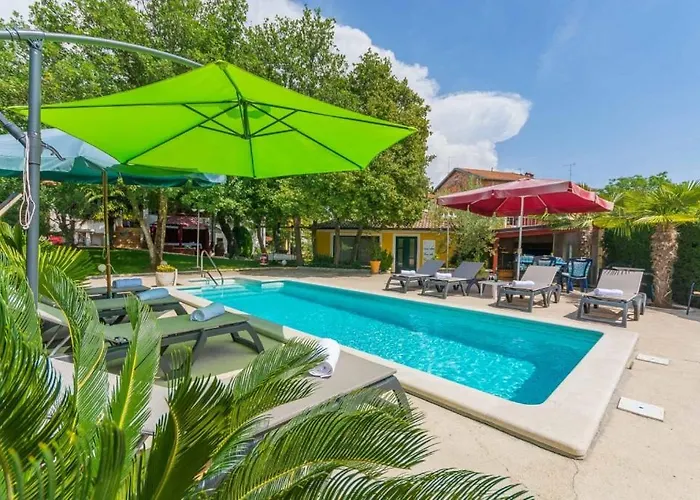 In With Balcony, Air Conditioning, Wifi, Washing Machine 4928-10 *