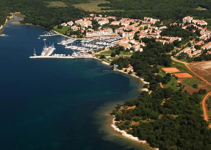 Lejlighed In With Balcony, Air Conditioning, Wifi, Washing Machine 4928-10