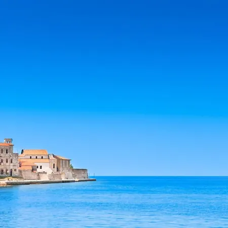 Apartament In With Balcony, Air Conditioning, Wifi, Washing Machine 4928-10